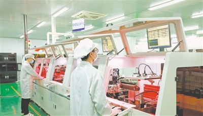 <p>　　九天智能科技（宁夏）有限公司年产2亿片半导体模块生产线。</p>