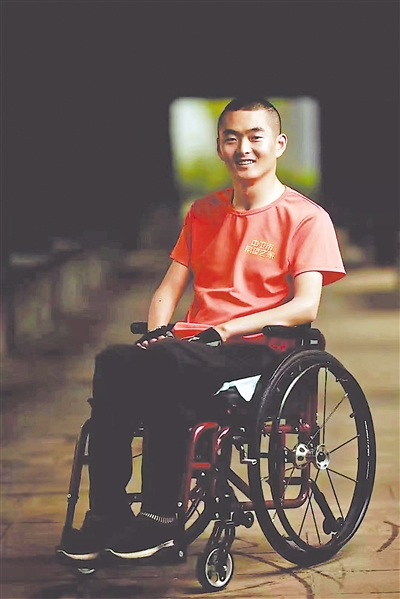     贾建东。