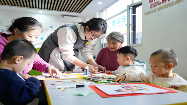 “凤城宝宝屋”小托育托起大幸福