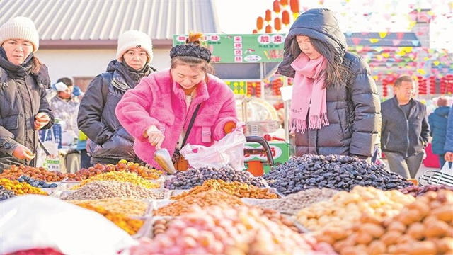 走，社区邻里一起去赶集