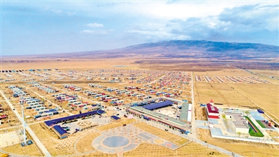 <p>　　罗山脚下的红川村。　　　　　　　　　　　　　　　　　　　　　　　　　　　　　　　　　　　　　　　　　　　　　　　　　　　　　　　　　　　　　　　　　　　　　　　　　　　　　　　　　　　　　　　　　　　　　　　　　　　　　　　　　　　　　　　　　　　　　　　　　　　　　　　　　　　　　　　　　　　　　　本报记者　马楠　摄</p>